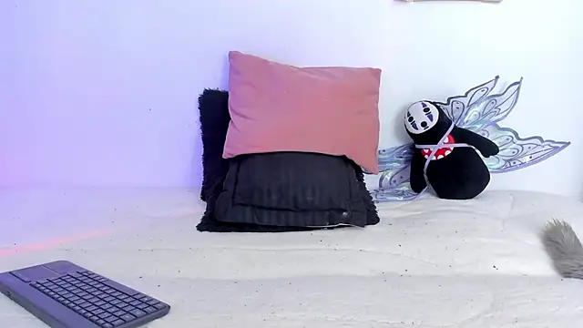 AlyRoses online show from 01-24-25, 01:13