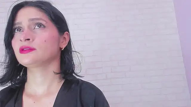 Snapshot of Tiffany_mendez chatting on 01-28-25, 12:11 Tiffany mendez online show from 01-28-25, 12:11