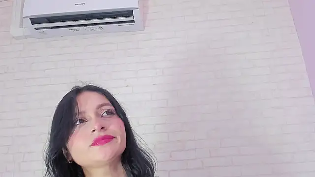 Snapshot of Tiffany_mendez chatting on 03-03-25, 12:05 Tiffany mendez online show from 03-03-25, 12:05