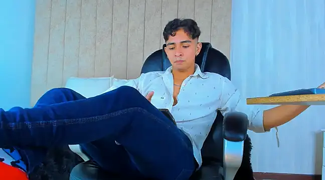 Muichiro tokito1 online show from 02-27-25, 04:09