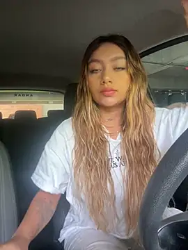 amanda-medrano1 online show from 03-13-25, 02:01