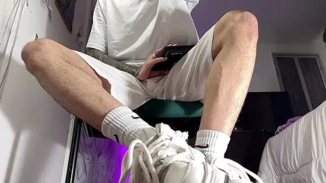 Snapshot of Saturno_v chatting on 01-18-25, 10:39 Saturno v online show from 01-18-25, 10:39