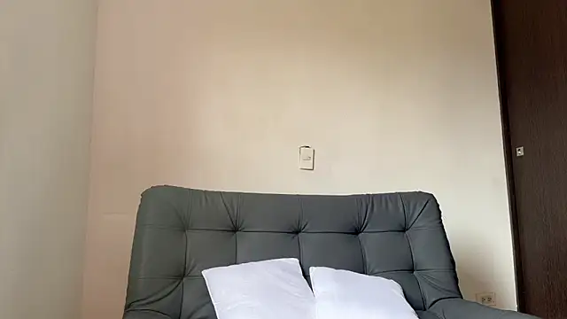 Snapshot of Saturno_v chatting on 03-12-25, 05:07 Saturno v online show from 03-12-25, 05:07