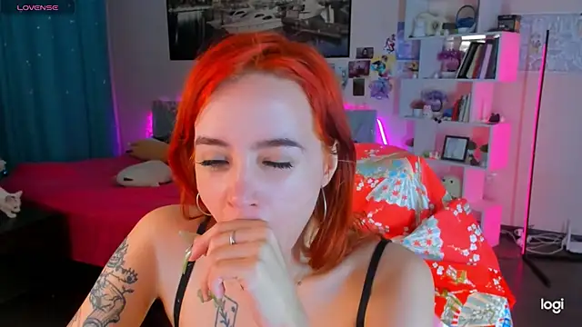 Snapshot of Ramona_Johnson chatting on 12-21-24, 03:47 Ramona Johnson online show from 12-21-24, 03:47