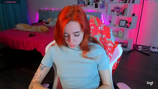 Snapshot of Ramona_Johnson chatting on 12-22-24, 04:39 Ramona Johnson online show from 12-22-24, 04:39