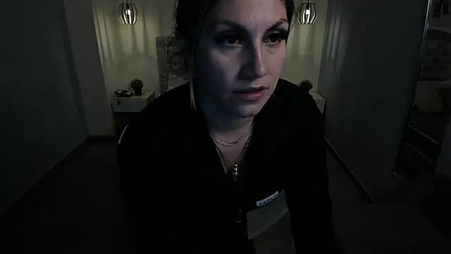 Snapshot of escarleth__ chatting on 09-22-25, 01:46 escarleth online show from 09-22-25, 01:46