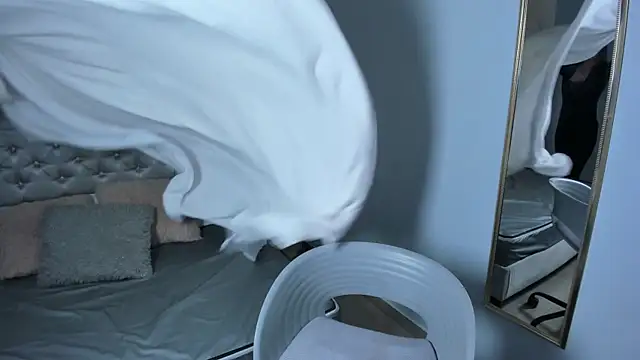 Snapshot of escarleth__ chatting on 09-27-25, 01:38 escarleth online show from 09-27-25, 01:38