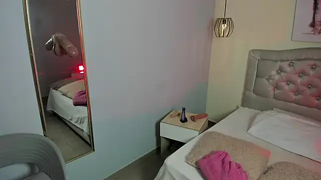 Snapshot of escarleth__ chatting on 11-13-25, 12:59 escarleth online show from 11-13-25, 12:59