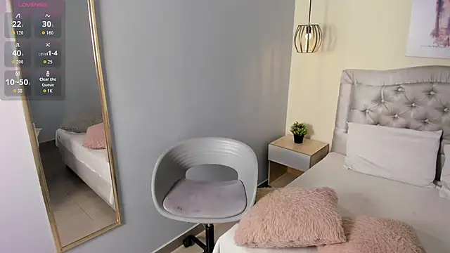 escarleth   online show from 03-18-26, 11:46