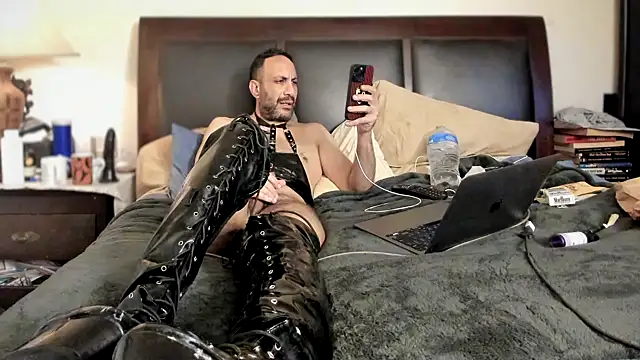 kinkyguy32323 online show from 03-29-26, 01:44