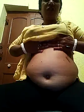 Riyaa 2024 online show from 12-30-24, 04:40