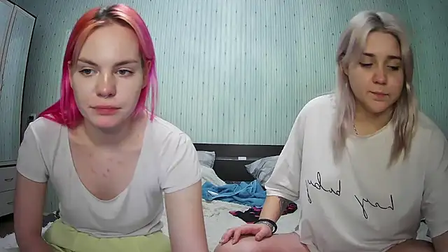 ChrisGirls online show from 01-04-25, 02:14