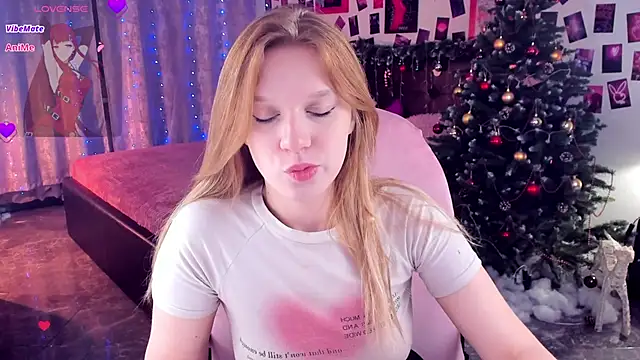 Snapshot of KarambaMoon chatting on 01-15-26, 08:45 KarambaMoon online show from 01-15-26, 08:45