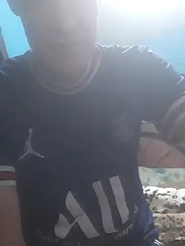 hugosafado333 online show from 10-11-25, 10:41