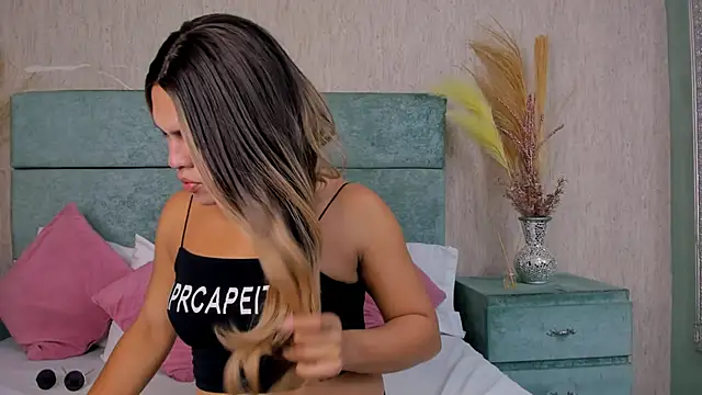 kimCosseyy online show from 10-25-25, 01:40