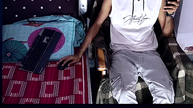 Habibi big b online show from 10-10-25, 06:40