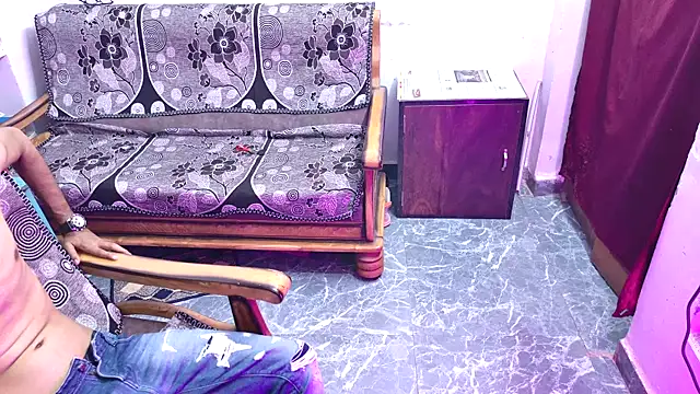 Habibi big b online show from 10-24-25, 05:42