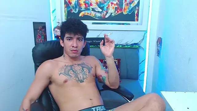 targuerian22 online show from 11-08-25, 08:07