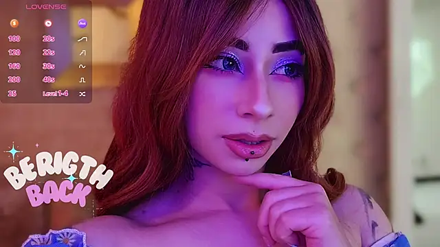 Snapshot of hanna__azumi chatting on 01-15-25, 09:56 hanna azumi online show from 01-15-25, 09:56