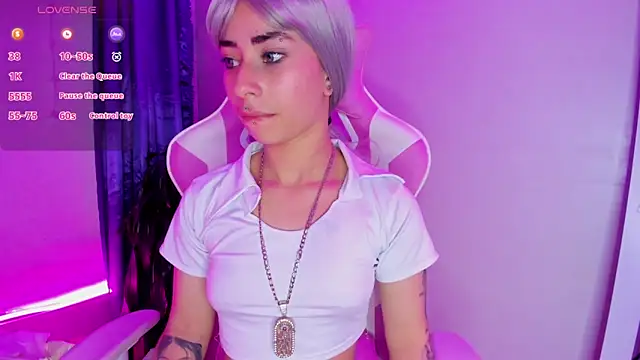 Snapshot of hanna__azumi chatting on 01-19-25, 03:29 hanna azumi online show from 01-19-25, 03:29