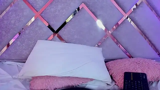 Snapshot of hanna__azumi chatting on 01-27-25, 08:07 hanna azumi online show from 01-27-25, 08:07