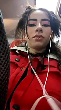 Snapshot of hanna__azumi chatting on 03-01-25, 03:32 hanna azumi online show from 03-01-25, 03:32