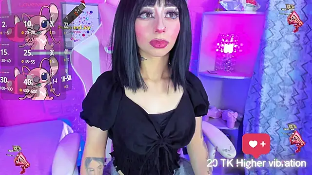 Snapshot of hanna__azumi chatting on 11-10-25, 01:37 hanna azumi online show from 11-10-25, 01:37