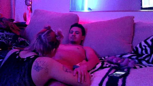 Snapshot of chill_wolf389 chatting on 02-15-25, 07:17 chill wolf389 online show from 02-15-25, 07:17