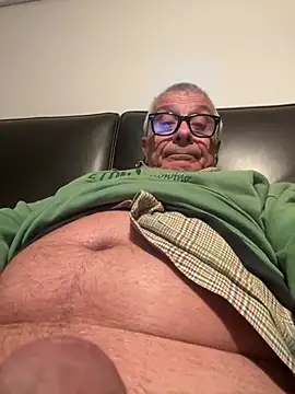 4n4l1zz4m1 online show from 01-15-25, 08:37