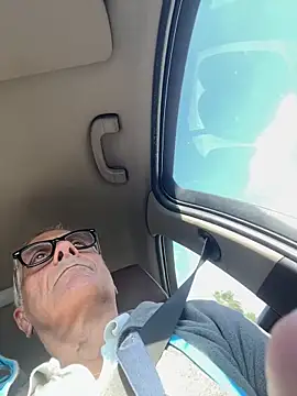 4n4l1zz4m1 online show from 10-18-25, 11:33