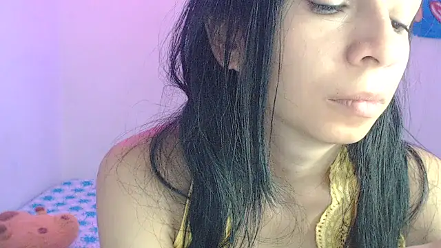 Snapshot of jhoanitahot chatting on 07-15-26, 01:00 jhoanitahot online show from 07-15-26, 01:00