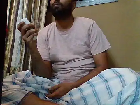 Snapshot of CookedAccord7 chatting on 11-11-25, 05:24 CookedAccord7 online show from 11-11-25, 05:24
