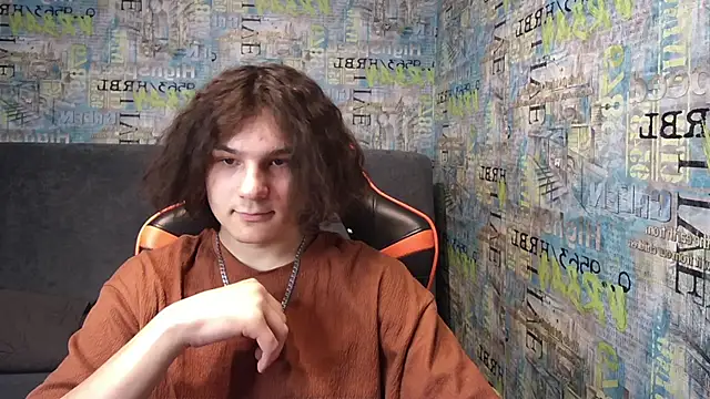 Snapshot of sweet_lucifer666 chatting on 12-21-24, 06:23 sweet lucifer666 online show from 12-21-24, 06:23