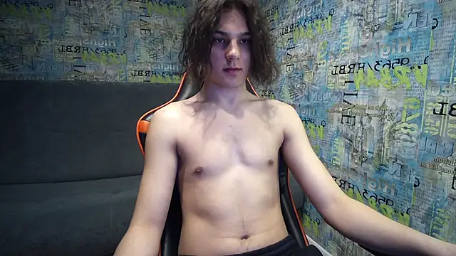 Snapshot of sweet_lucifer666 chatting on 03-17-25, 06:00 sweet lucifer666 online show from 03-17-25, 06:00