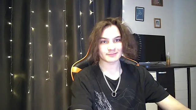 Snapshot of sweet_lucifer666 chatting on 03-19-25, 01:29 sweet lucifer666 online show from 03-19-25, 01:29