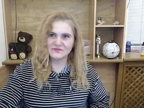 DaniellaKiss online show from 04-13-26, 05:07