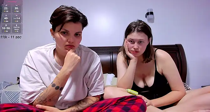 Snapshot of jessica_tenderly chatting on 02-21-25, 11:43 jessica tenderly online show from 02-21-25, 11:43