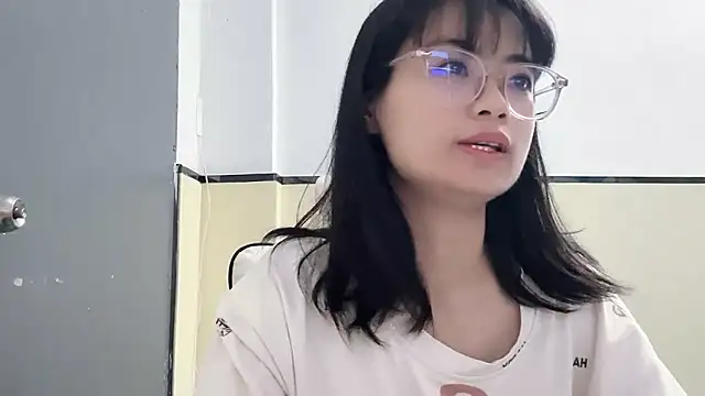 Honey-cici online show from 12-25-24, 08:40