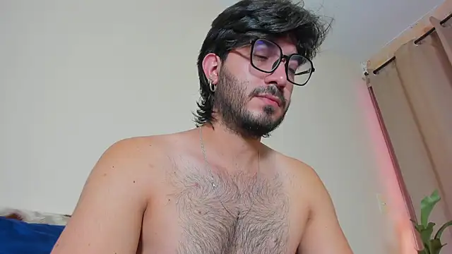 Snapshot of Ackerman_Eren_ chatting on 01-23-25, 03:32 Ackerman Eren  online show from 01-23-25, 03:32