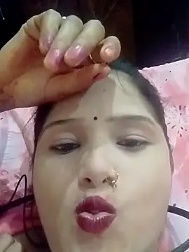Snapshot of annaya_sweet chatting on 10-17-25, 08:06 annaya sweet online show from 10-17-25, 08:06