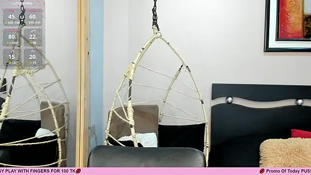 Snapshot of LenaRuiz_ chatting on 02-28-25, 12:09 LenaRuiz online show from 02-28-25, 12:09
