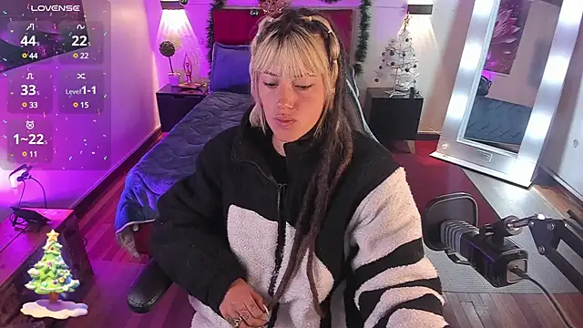  sharlotte777 online show from 01-03-25, 01:25