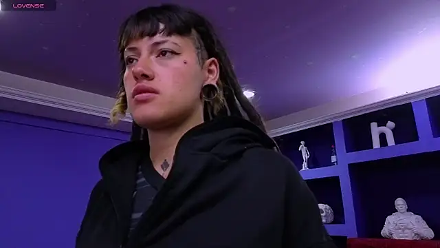  sharlotte777 online show from 04-23-26, 01:35