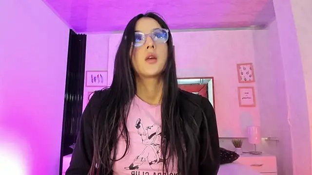 Princess Violett online show from 03-21-25, 02:18