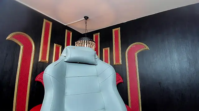 Snapshot of Dark_ftm_lust chatting on 12-28-24, 03:04 Dark ftm lust online show from 12-28-24, 03:04