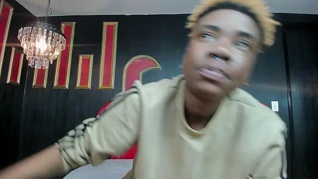 Snapshot of Dark_ftm_lust chatting on 01-09-25, 02:54 Dark ftm lust online show from 01-09-25, 02:54