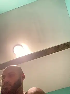 islandvybee55 online show from 02-25-26, 04:05