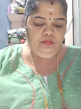 Snapshot of tamilthanushri chatting on 05-14-26, 06:09 tamilthanushri online show from 05-14-26, 06:09