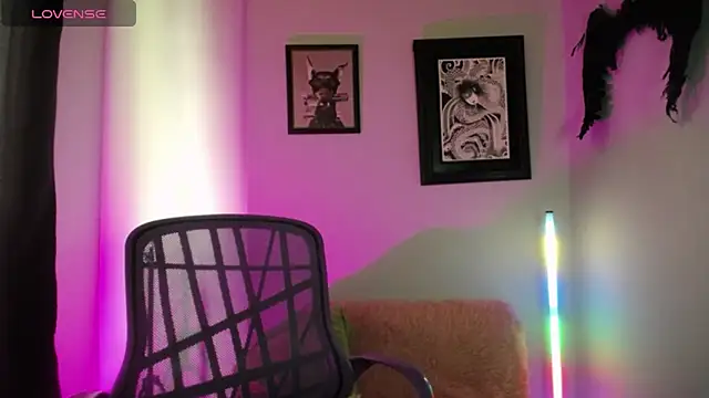 Snapshot of kim_jeins11 chatting on 09-11-25, 05:35 kim jeins11 online show from 09-11-25, 05:35