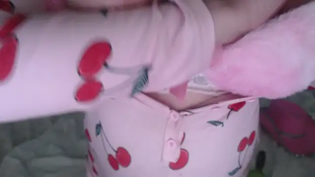 cutie sakura online show from 03-13-25, 04:45